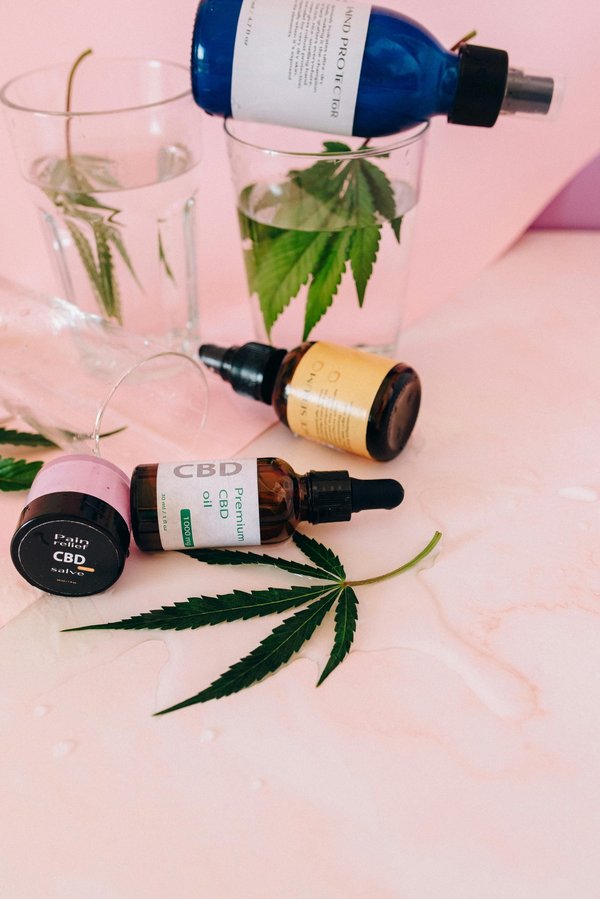 Huile de cbd sans thc : bienfaits et conseils d'utilisation